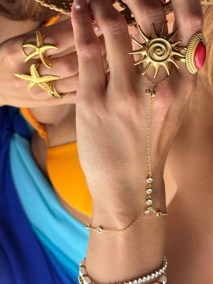 Eliana Hand chain