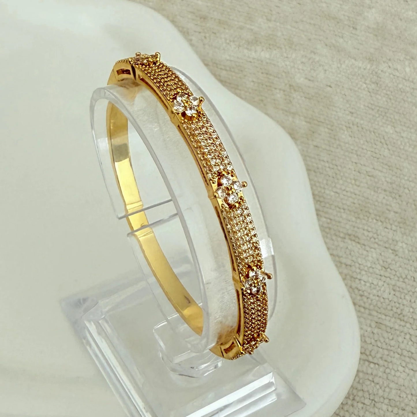 Kendall Bangle