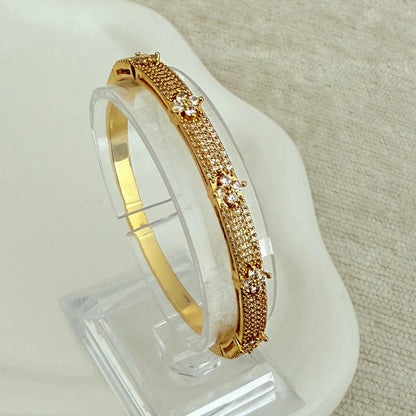 Kendall Bangle
